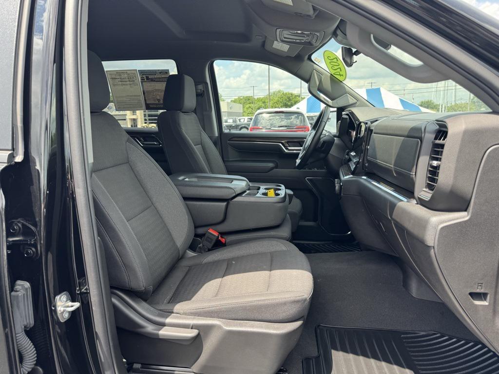 used 2024 Chevrolet Silverado 1500 car, priced at $40,543