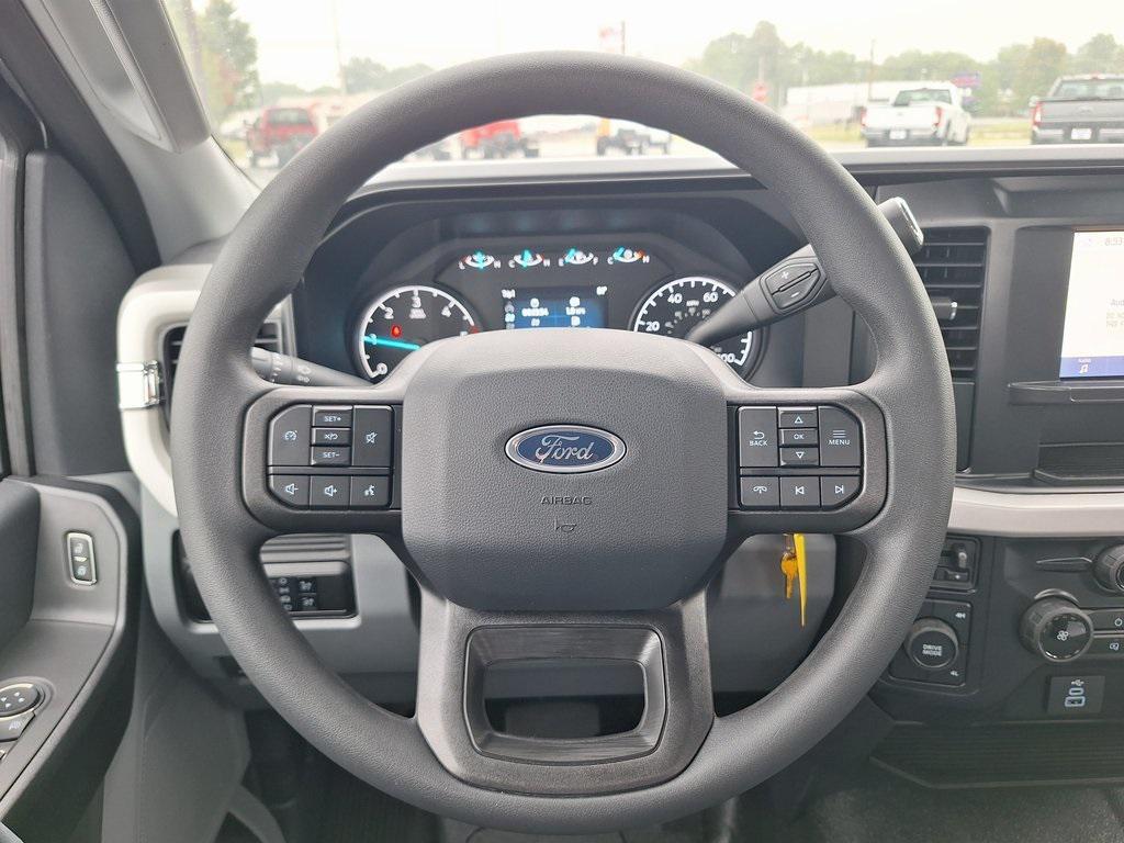 new 2025 Ford F-350 car, priced at $76,000