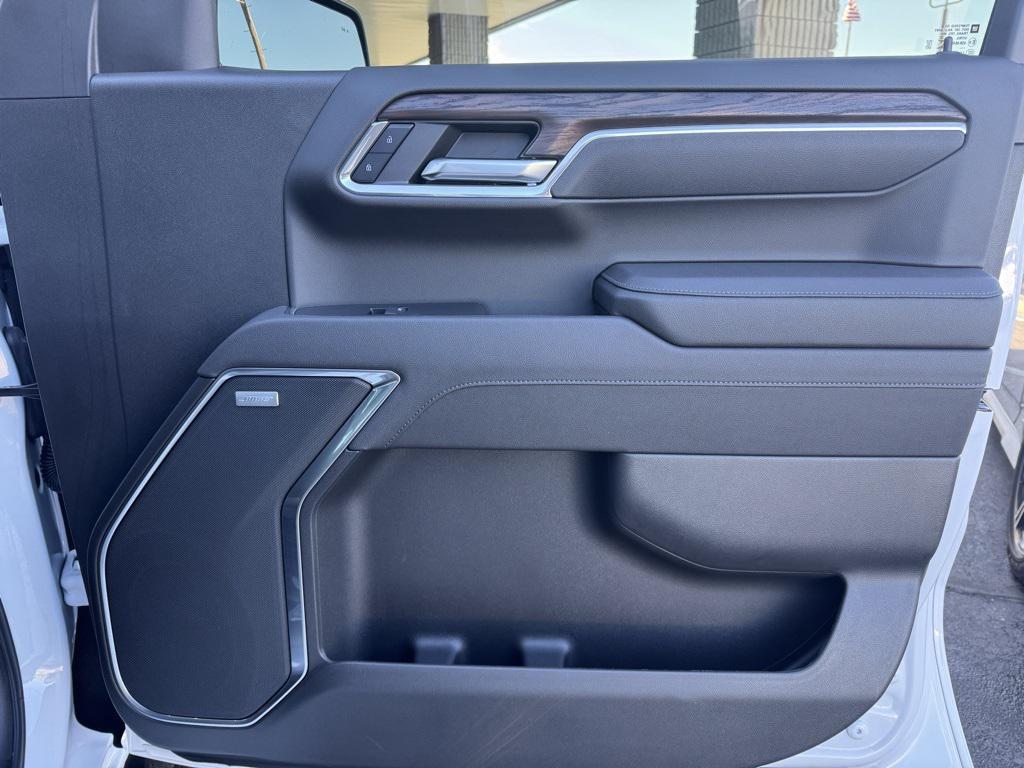used 2025 GMC Sierra 1500 car, priced at $52,574