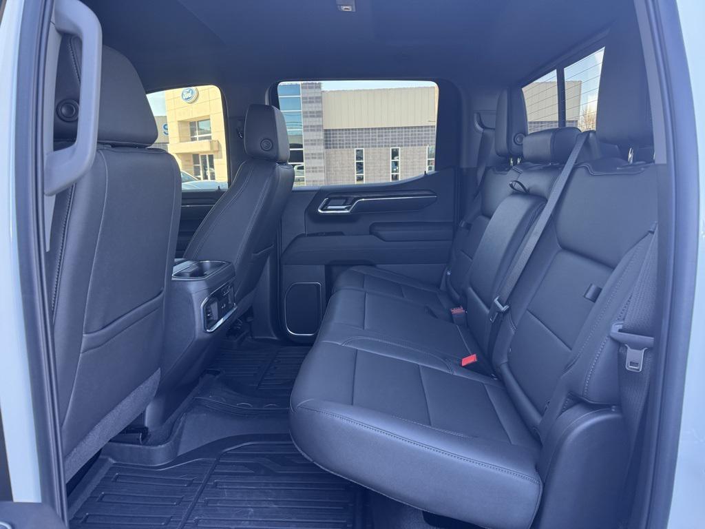 used 2025 GMC Sierra 1500 car, priced at $52,574