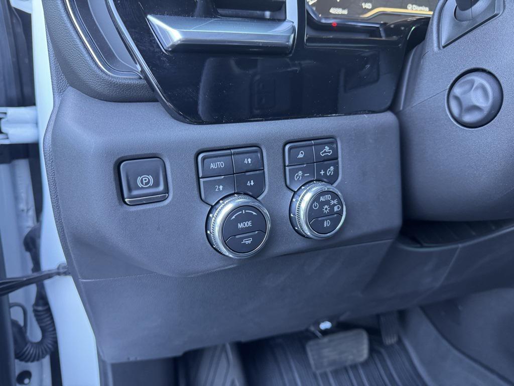 used 2025 GMC Sierra 1500 car, priced at $52,574