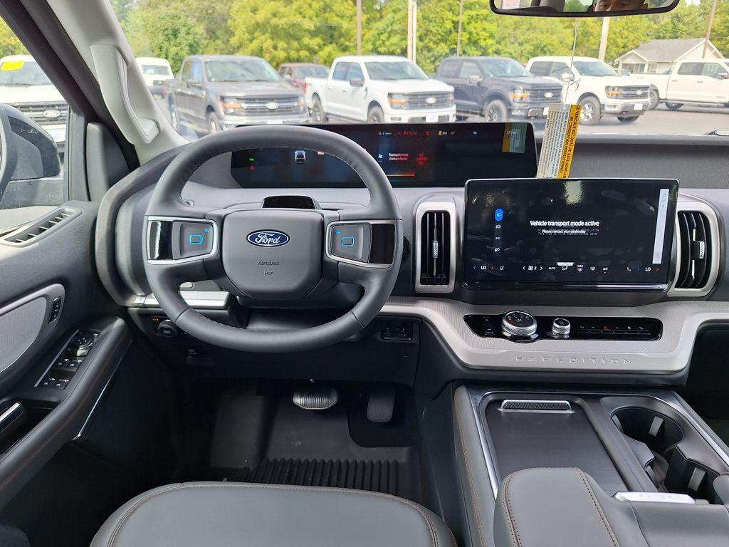 new 2025 Ford Expedition car, priced at $67,653