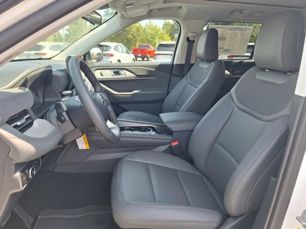 new 2025 Ford Explorer car, priced at $47,165