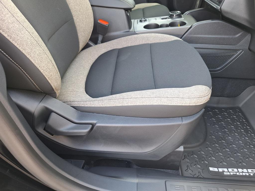 new 2025 Ford Bronco Sport car, priced at $30,000