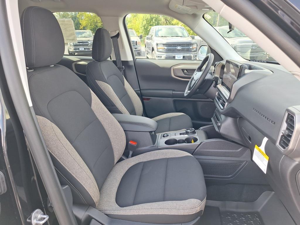 new 2025 Ford Bronco Sport car, priced at $30,000