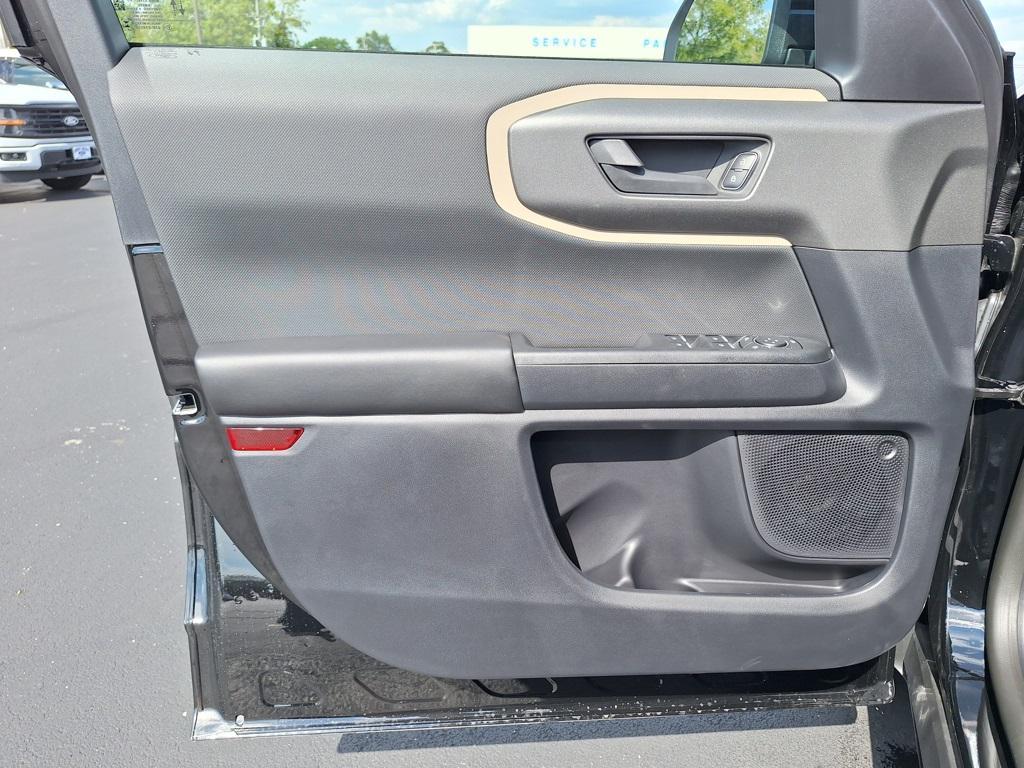 new 2025 Ford Bronco Sport car, priced at $30,000