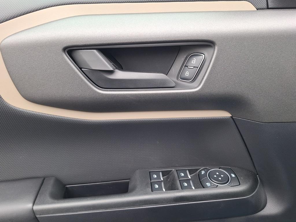 new 2025 Ford Bronco Sport car, priced at $32,000