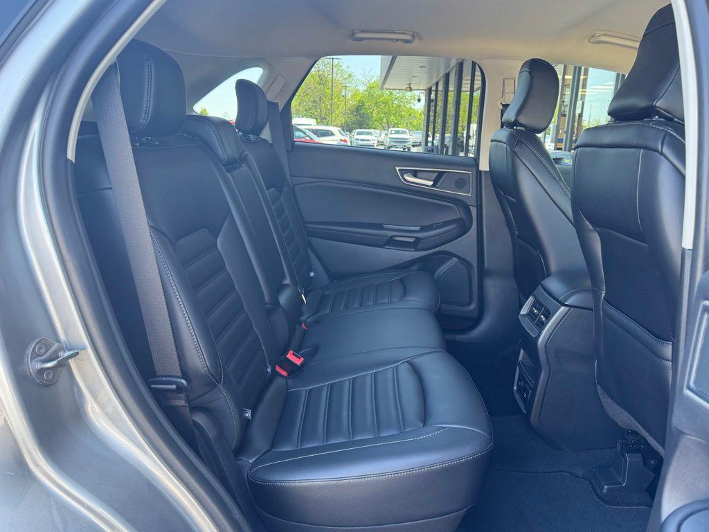 used 2024 Ford Edge car, priced at $28,592