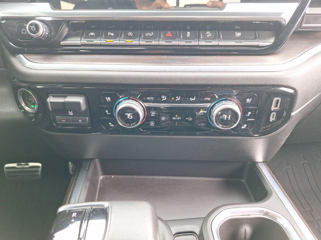used 2022 GMC Sierra 1500 car, priced at $40,326