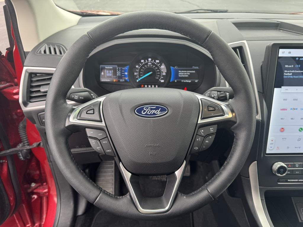 used 2024 Ford Edge car, priced at $26,583