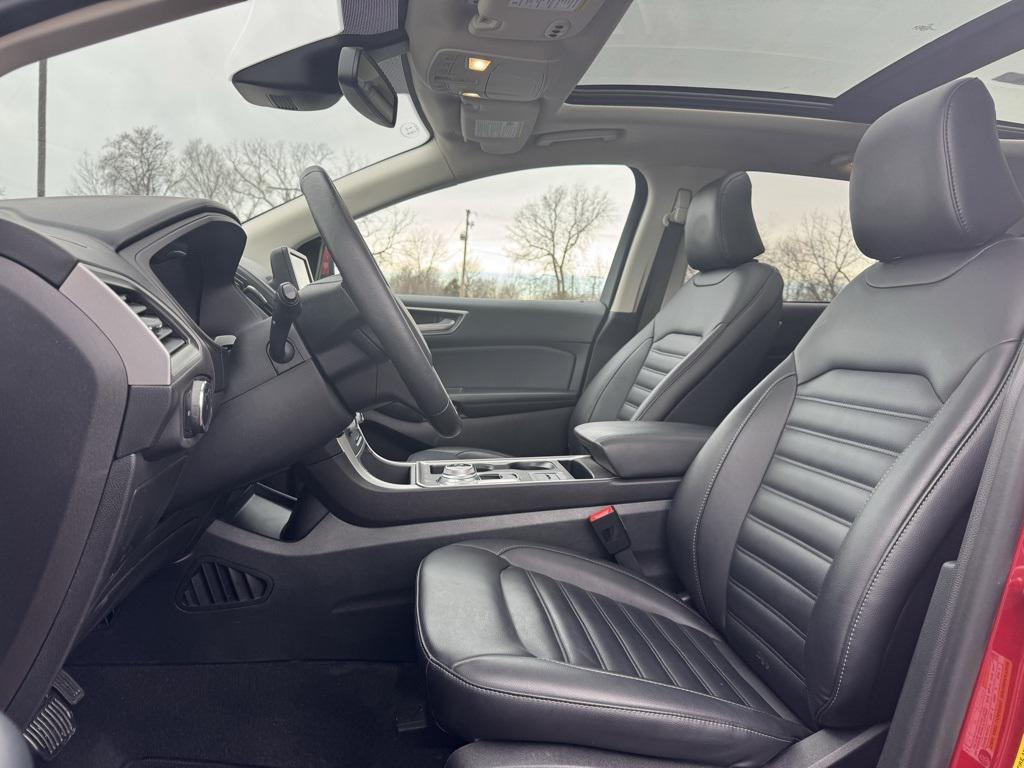 used 2024 Ford Edge car, priced at $26,583