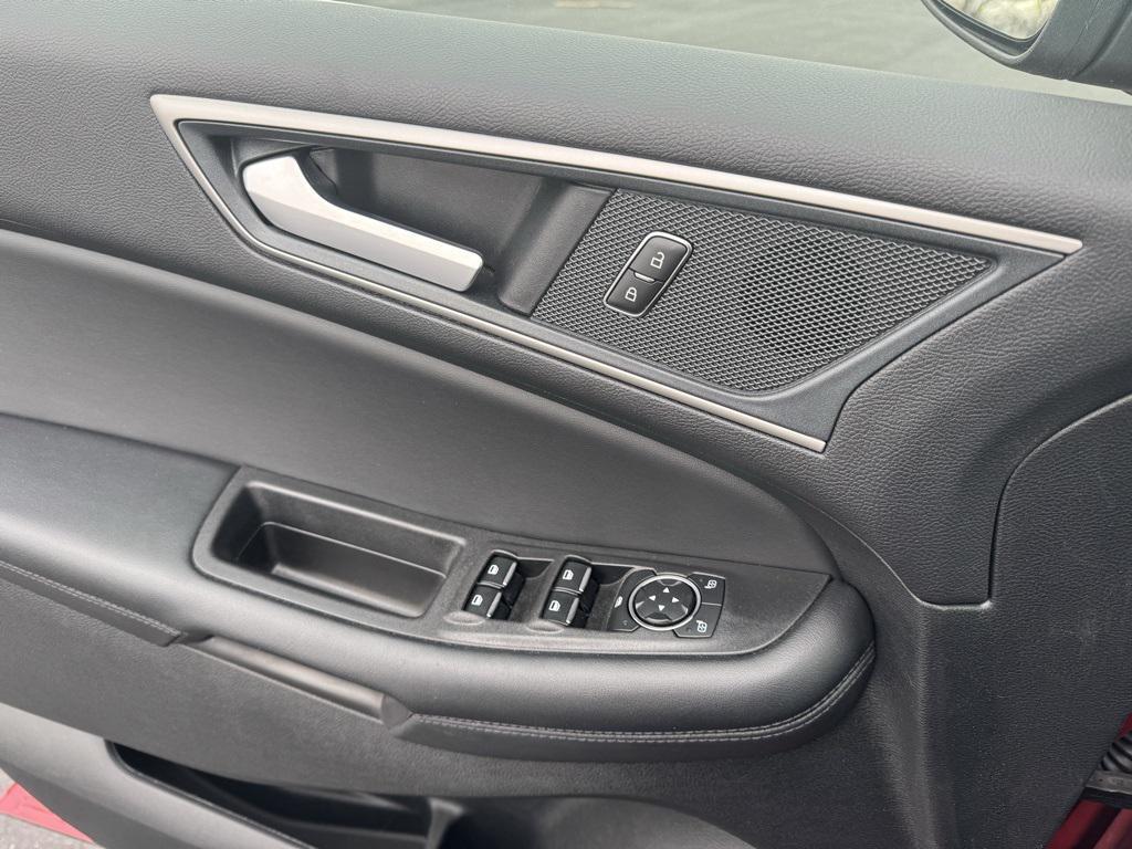 used 2024 Ford Edge car, priced at $26,583