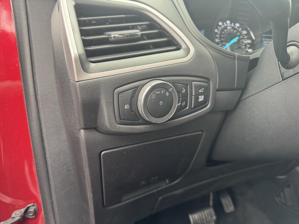 used 2024 Ford Edge car, priced at $26,583