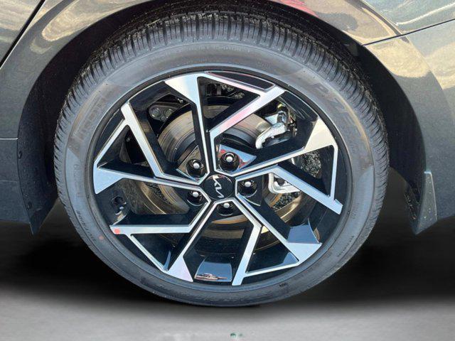 new 2025 Kia K5 car, priced at $36,050