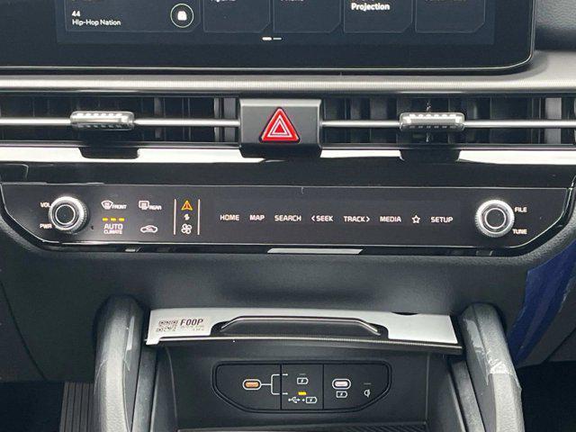 new 2026 Kia Sportage Hybrid car, priced at $34,610