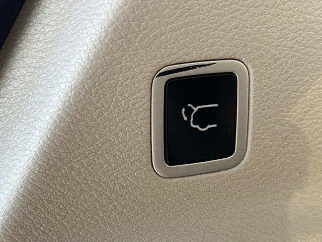 used 2024 Chrysler Pacifica car, priced at $22,669