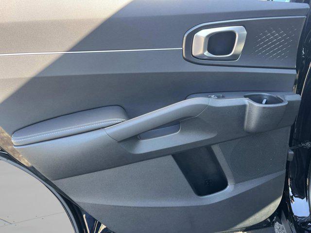 new 2026 Kia Sorento car, priced at $40,600