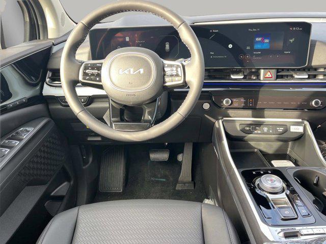 new 2026 Kia Carnival Hybrid car, priced at $53,870