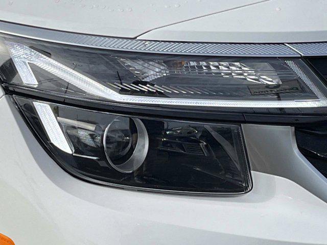 new 2026 Kia Seltos car, priced at $27,430