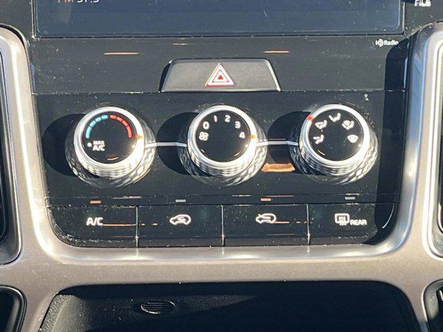 used 2023 Kia Sorento car, priced at $19,316