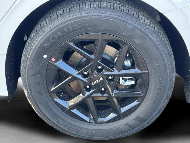 new 2026 Kia K5 car, priced at $28,280