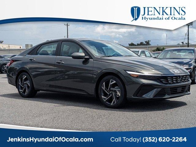 new 2025 Hyundai Elantra car, priced at $22,623