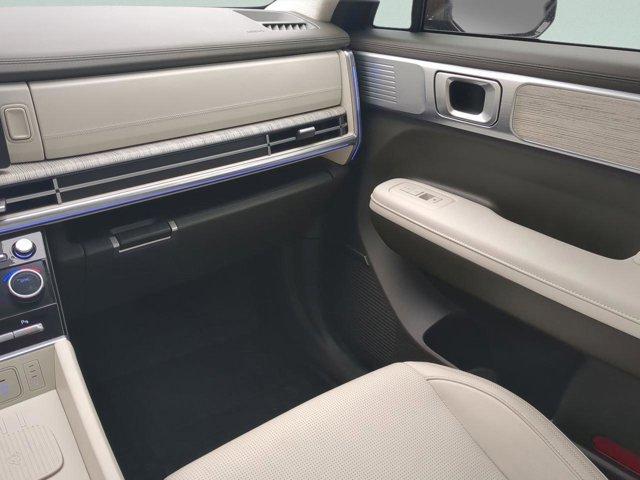 used 2025 Hyundai Santa Fe car, priced at $45,590