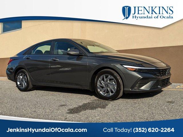 new 2025 Hyundai Elantra car, priced at $19,639