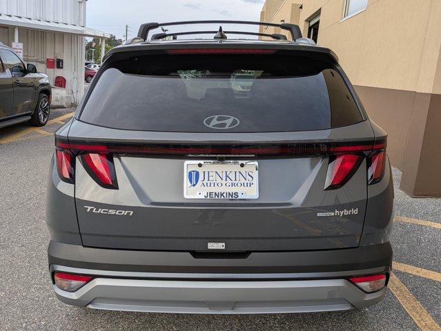 new 2026 Hyundai TUCSON Hybrid car, priced at $34,209