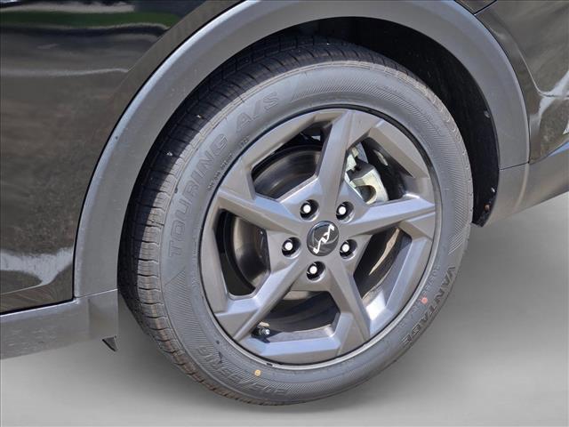 used 2025 Kia K4 car, priced at $21,216