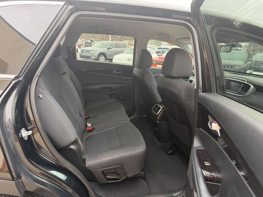 used 2019 Kia Sorento car, priced at $12,888