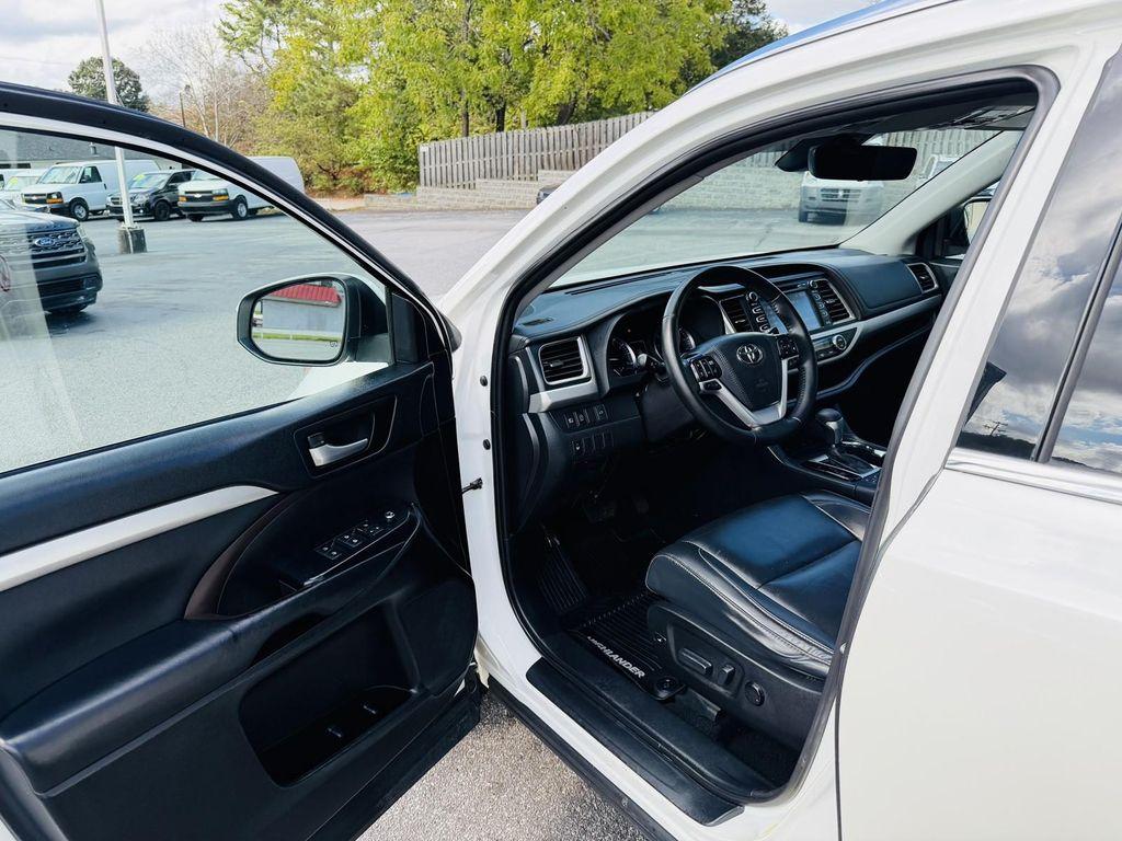 used 2019 Toyota Highlander car, priced at $21,888