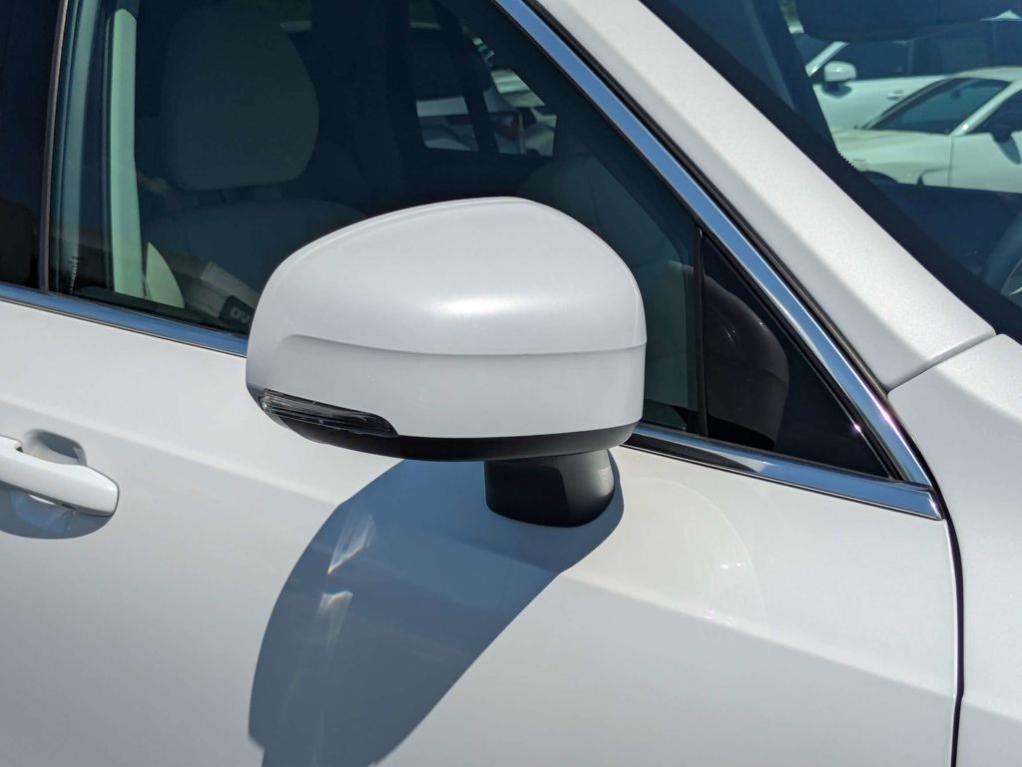 used 2020 Volvo XC90 car, priced at $25,195
