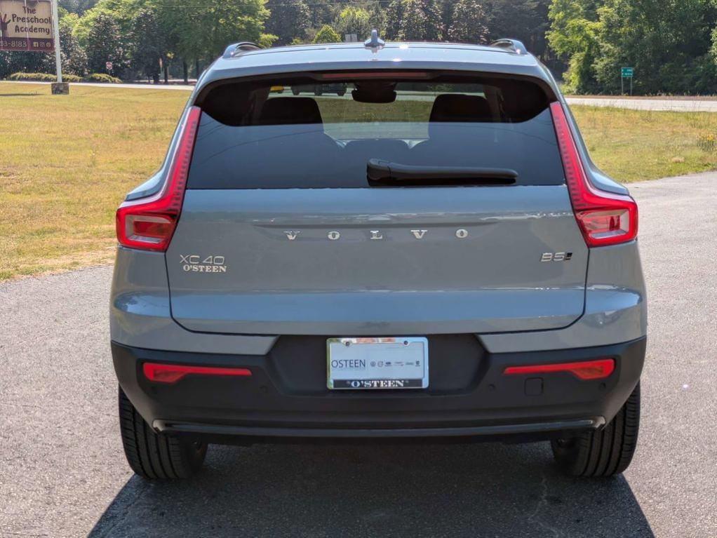 new 2026 Volvo XC40 car, priced at $44,044