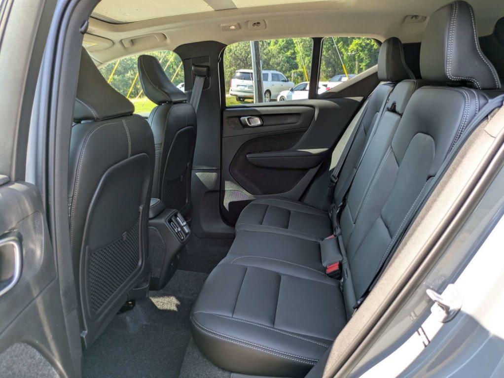 new 2026 Volvo XC40 car, priced at $44,044