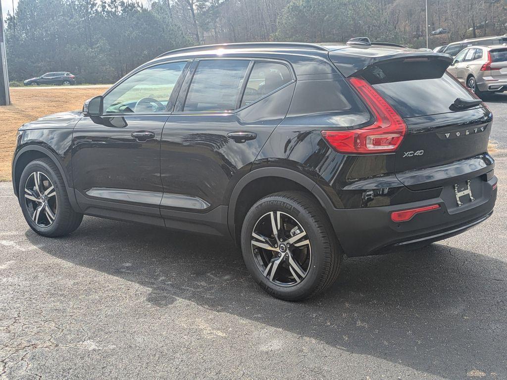 used 2026 Volvo XC40 car, priced at $42,995