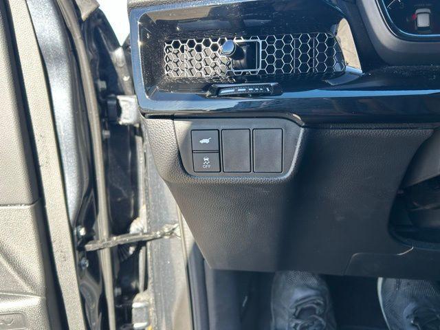 used 2025 Honda CR-V car, priced at $33,300