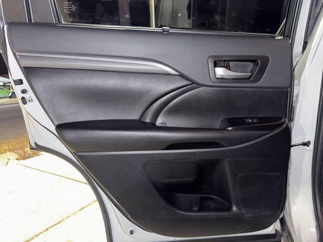 used 2019 Toyota Highlander car, priced at $24,900