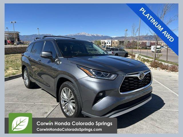 used 2023 Toyota Highlander car, priced at $36,000