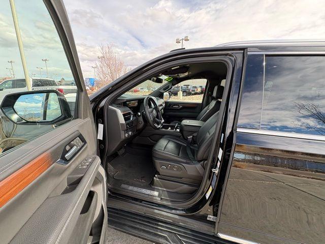 used 2025 GMC Yukon XL car, priced at $70,200