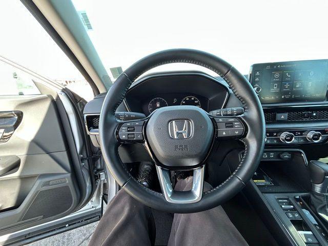 used 2025 Honda CR-V car, priced at $32,750
