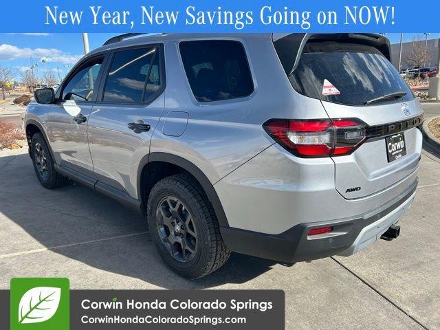 new 2026 Honda CR-V Hybrid car, priced at $39,965