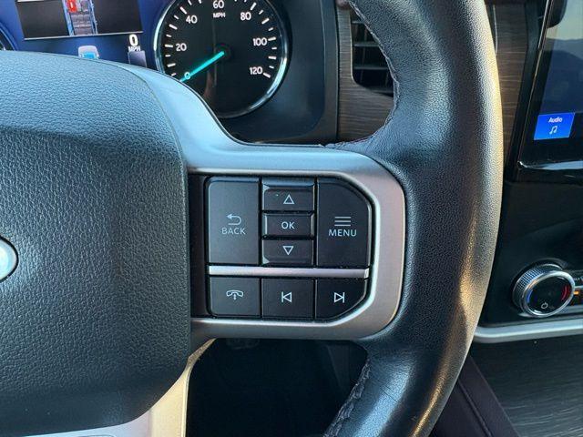 used 2024 Ford Expedition car, priced at $43,000