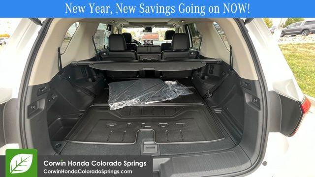new 2025 Honda Pilot car, priced at $54,180