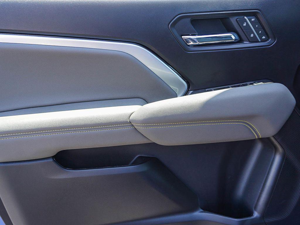new 2026 Chevrolet Colorado car, priced at $50,820