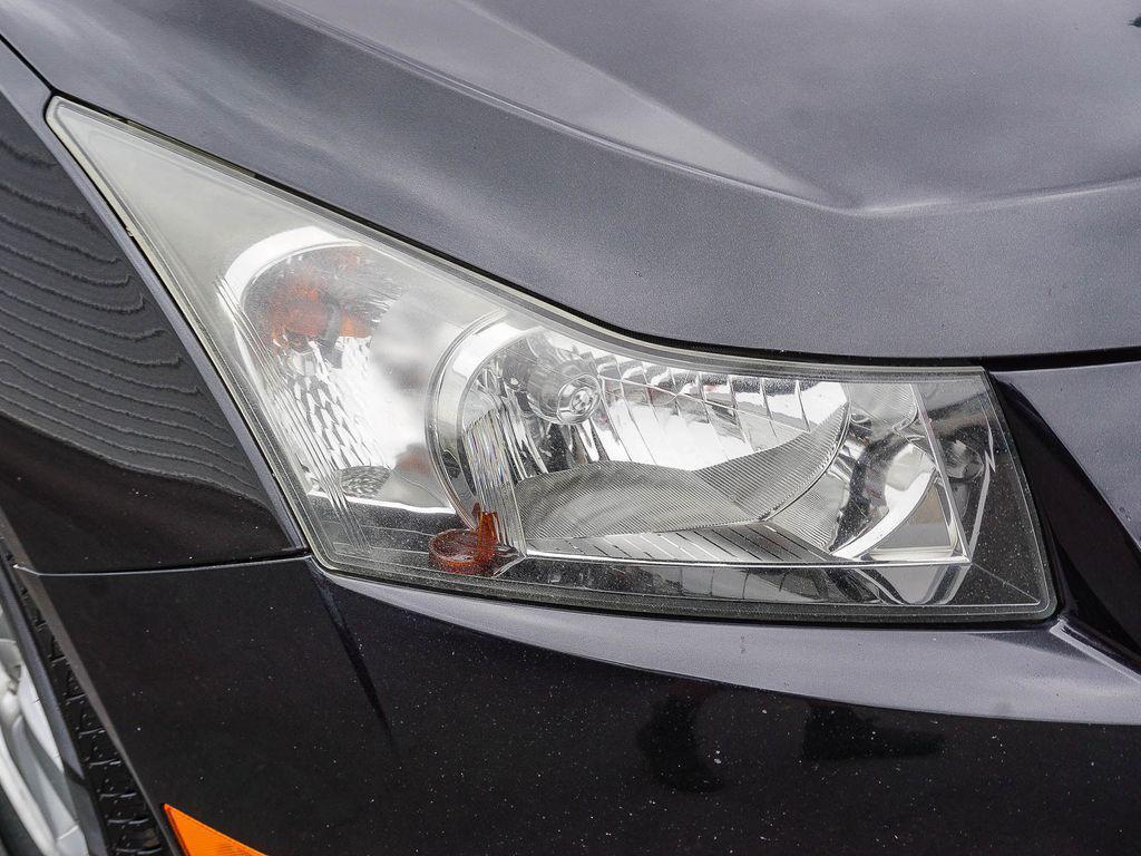used 2014 Chevrolet Cruze car, priced at $7,168