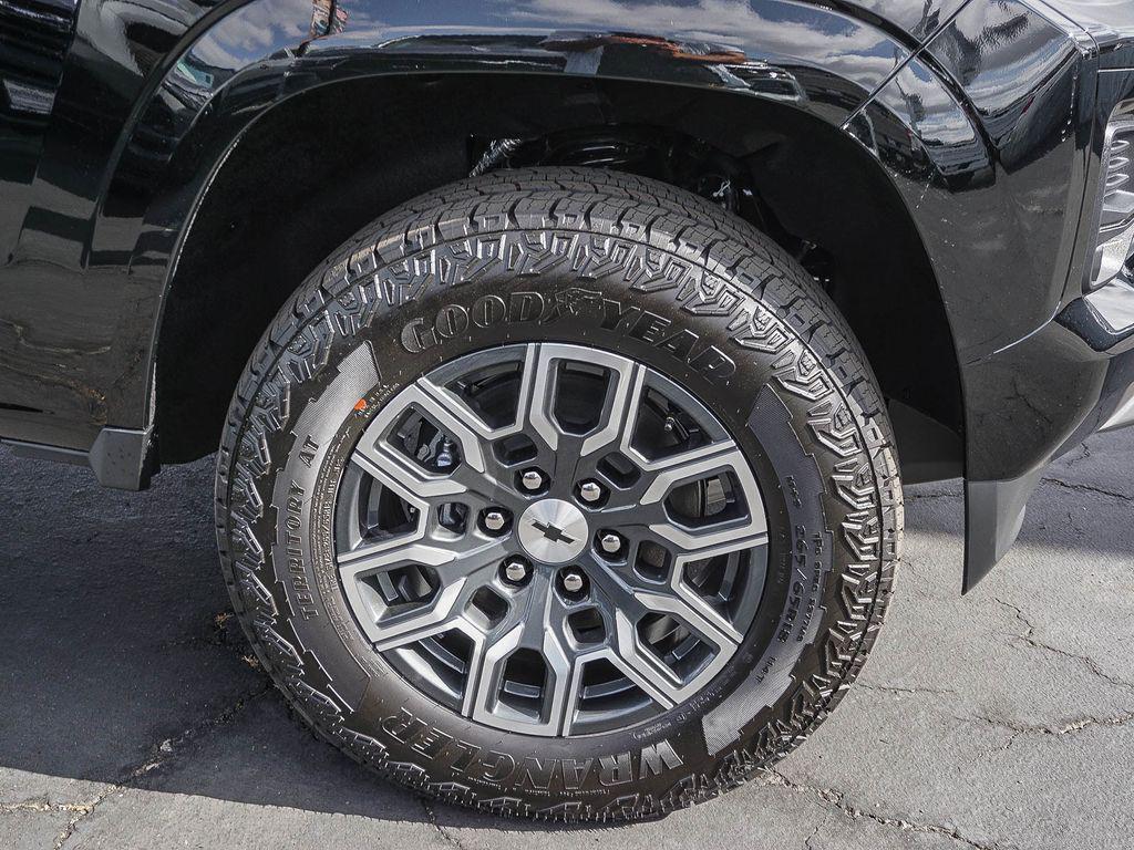 new 2026 Chevrolet Colorado car, priced at $45,115