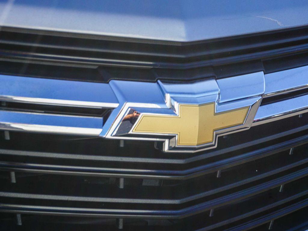 used 2024 Chevrolet Equinox car, priced at $20,986