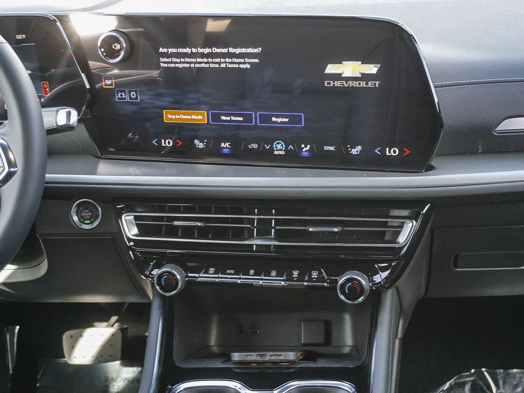 new 2026 Chevrolet Traverse car, priced at $41,080
