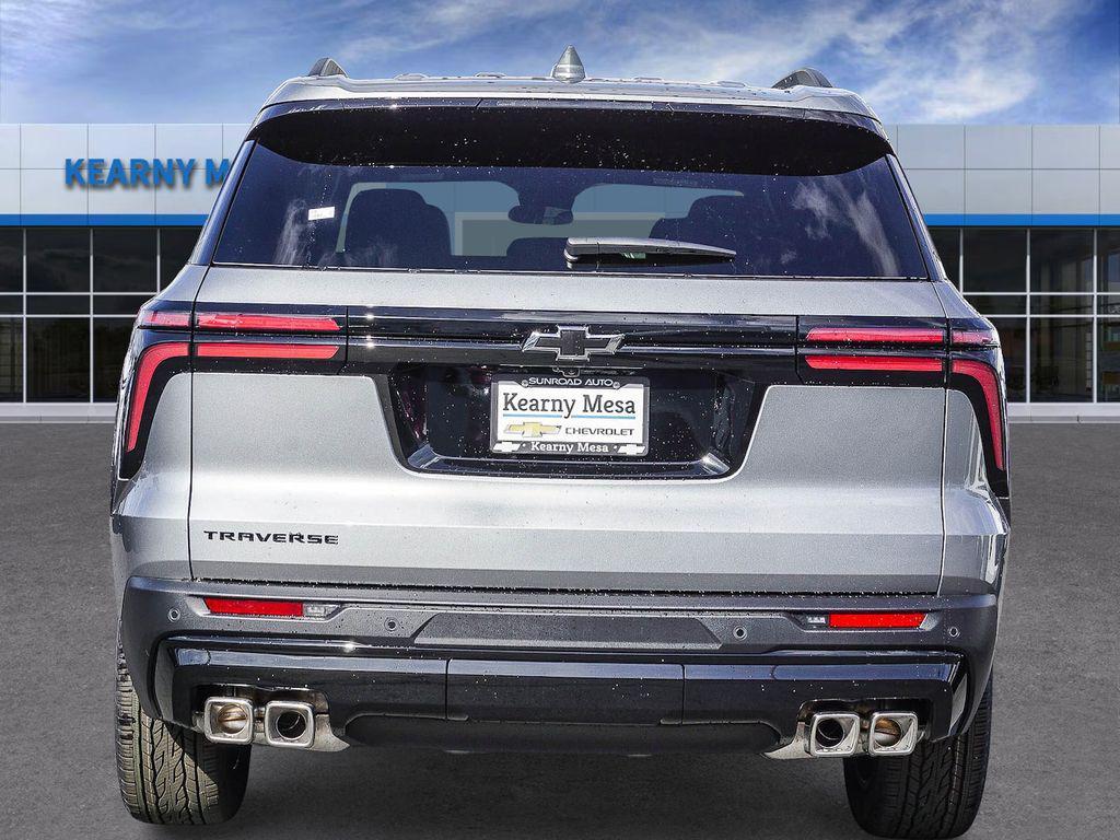 new 2026 Chevrolet Traverse car, priced at $41,080